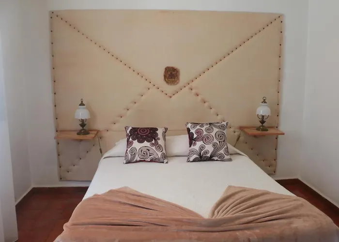 Casa Do Relogio Gæstehus Óbidos